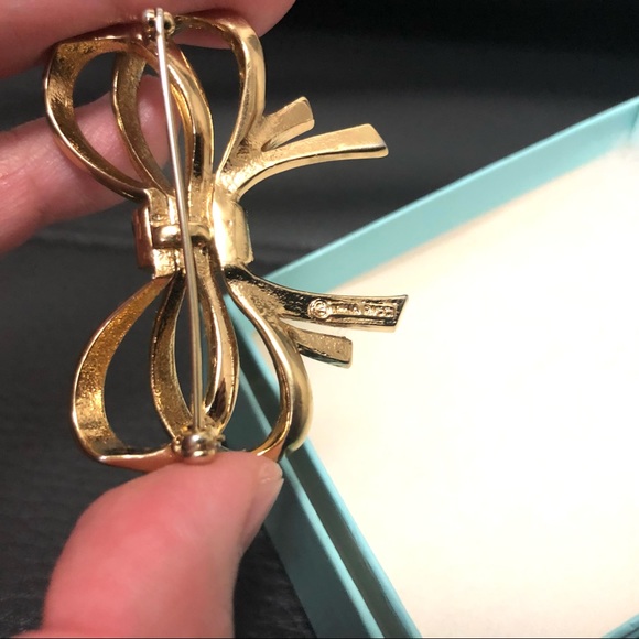 Authentic NINA RICCI Bow Ribbon Blue Stones Gold Brooch Pendant RARE Vintage - Picture 4 of 4
